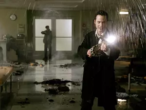 flat, shower, Keanu Reeves, shoot, Constantine